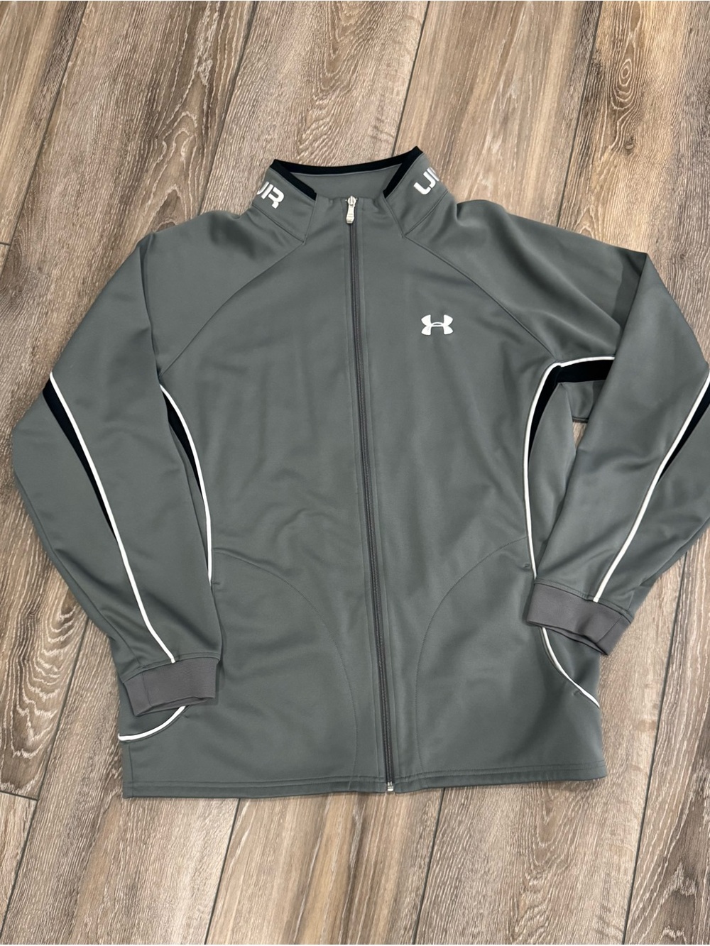 Under Armour Men's Charcoal Gray Full-Zip Performance Jacket with White Piping